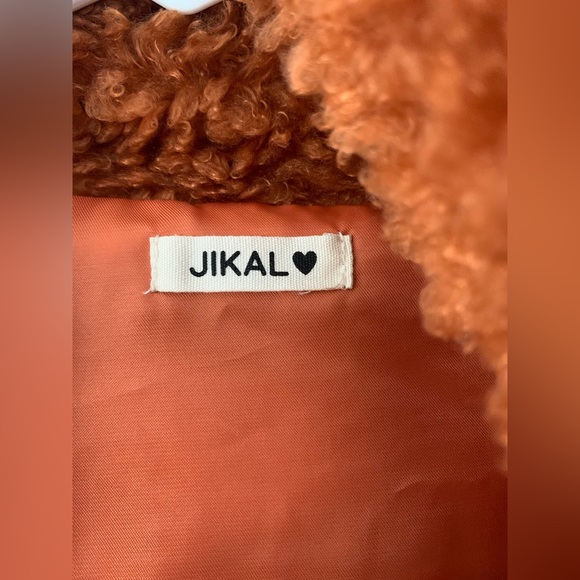 Jikal Women Fluffy Coat Size Medium - Picture 4 of 4